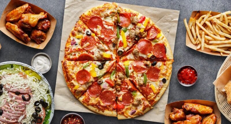 2025 Super Bowl Food Deals
